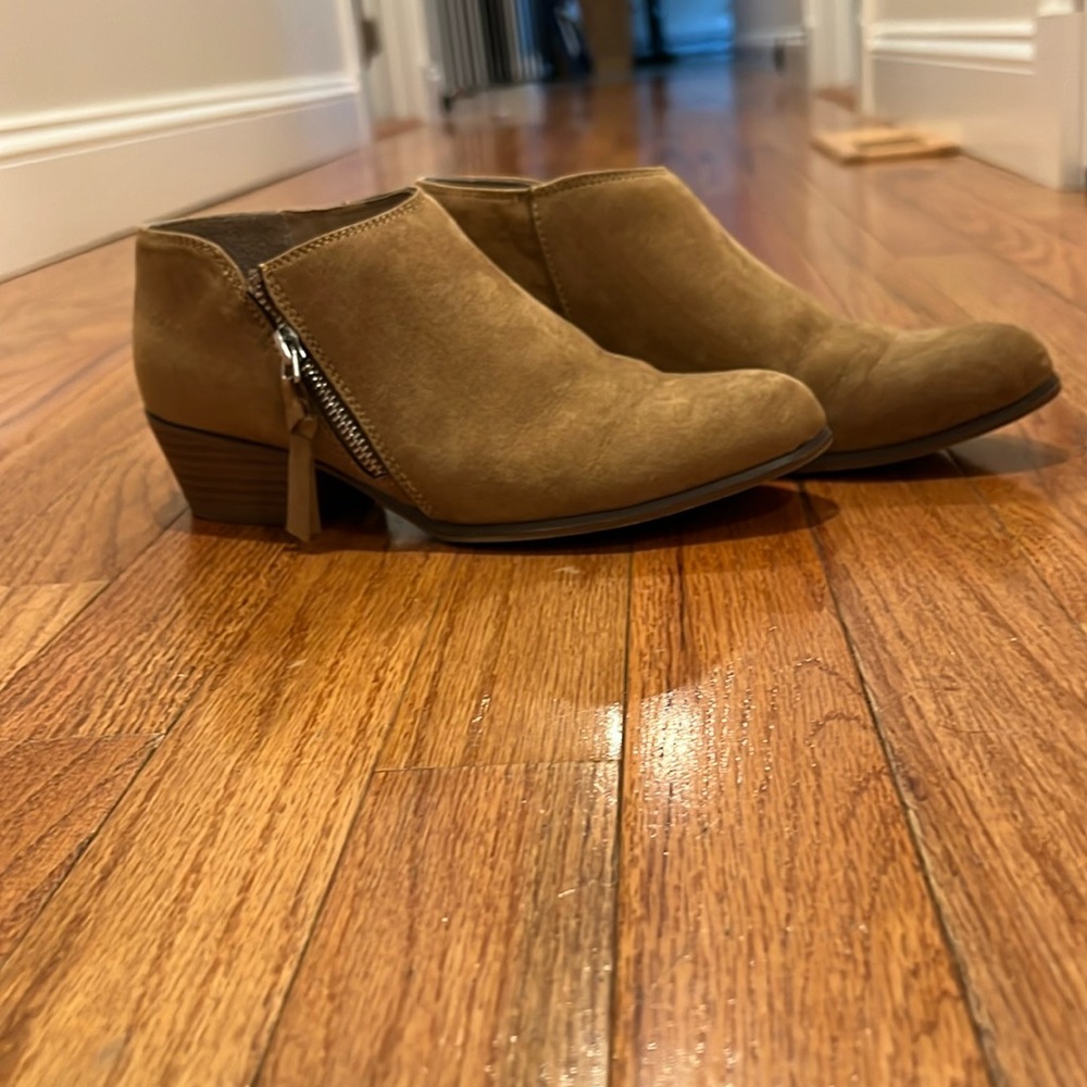 Low heel ankle booties